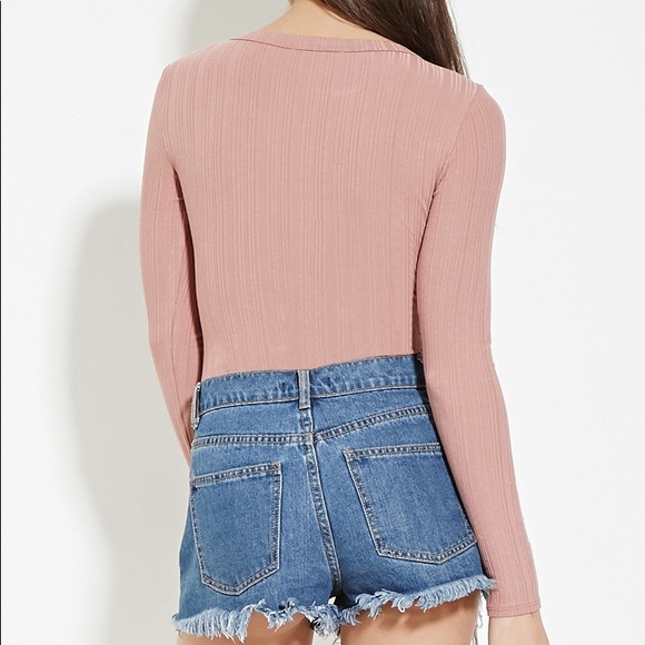 Forever 21 Criss Cross Bodysuit Size M - Picture 3 of 9